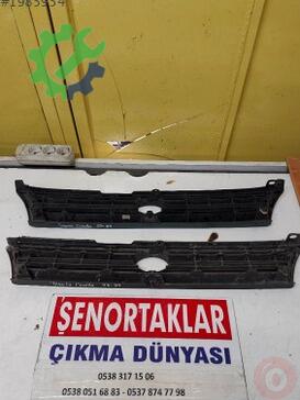 Toyota Corolla Ön Panjur 53111-1A110 çıkma parça