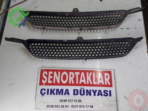 Toyota Corolla Ön Panjur 53111-1A310 çıkma parça
