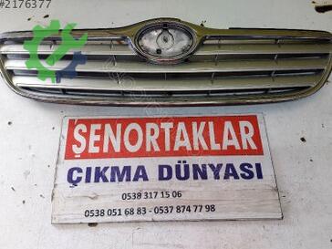Toyota Corolla Ön Panjur çıkma parça