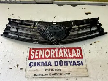 Toyota Corolla Ön Panjur çıkma parça