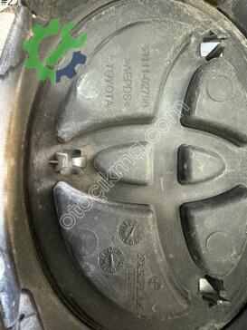 Toyota Corolla Ön Panjur 53111 çıkma parça