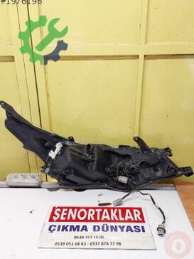 Toyota Corolla Sol Ön Far 81150-02L70-00 çıkma parça