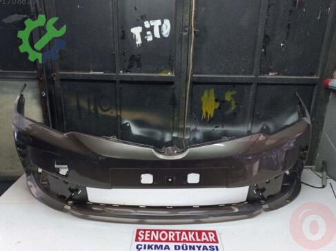 Toyota Corolla Ön Tampon çıkma parça