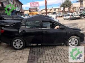 Toyota corolla sağ arka kapı 2007-2012