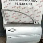 TOYOTA COROLLA SAĞ ÖN KAPI
