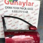 TOYOTA COROLLA SAĞ ÖN KAPI