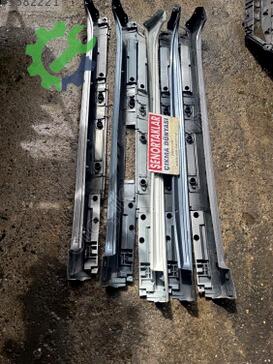 Toyota Corolla Eşik Kaplaması 75860-02230 çıkma parça