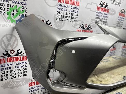 Toyota Corolla Ön Tampon 52119-02Q10 çıkma parça