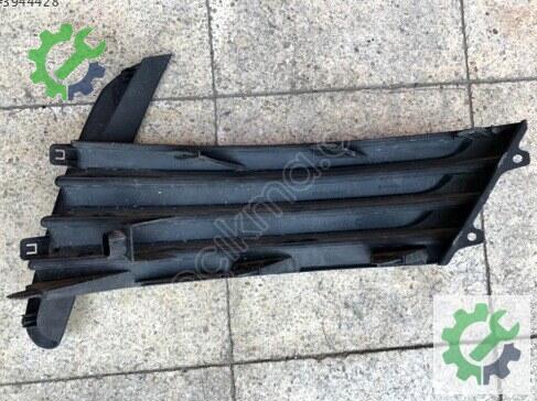 Toyota Corolla Sis Kapağı 81482-02600 çıkma parça