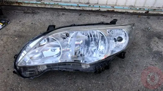 Toyota Corolla Sol Ön Far çıkma parça