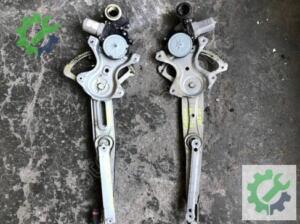 Toyota Corolla Sol Ön Cam Krikosu 2007-2012