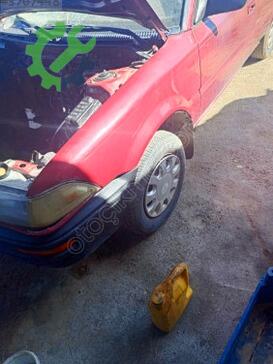 Toyota Corolla Sol Ön Çamurluk çıkma parça