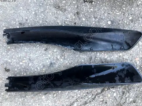 Toyota Corolla Ön Tavan Çıtası 2003-2006 çıkma parça