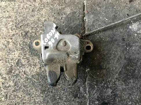 Toyota Corona Bagaj Kilidi çıkma parça