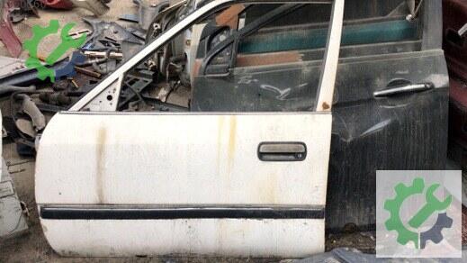Toyota Corona Sol Ön Kapı 1990-1991 çıkma parça