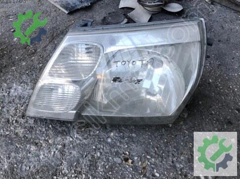 Toyota Hiace Sol Ön Far çıkma parça