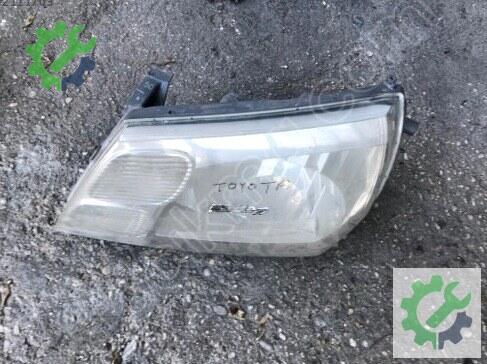 Toyota Hiace Sol Ön Far 2003-2009 çıkma parça