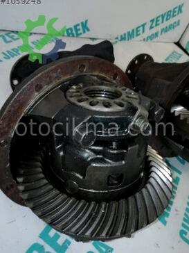 Toyota Hilux Defransiyel çıkma parça