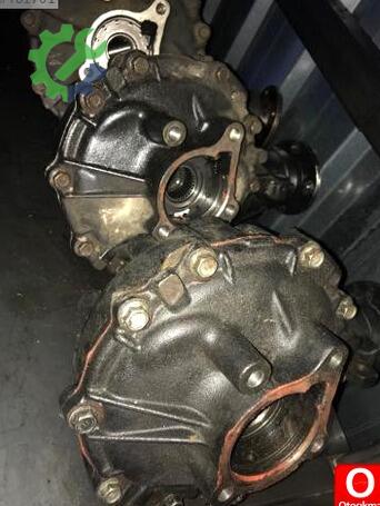 Toyota Hilux Defransiyel çıkma parça
