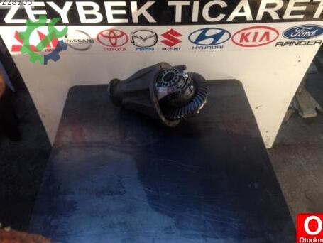 Toyota Hilux Defransiyel çıkma parça