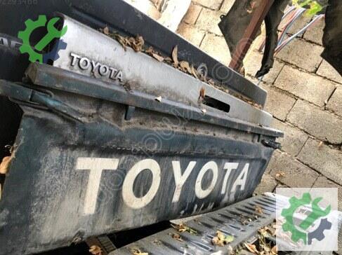 Toyota Hilux Bagaj Kapağı çıkma parça