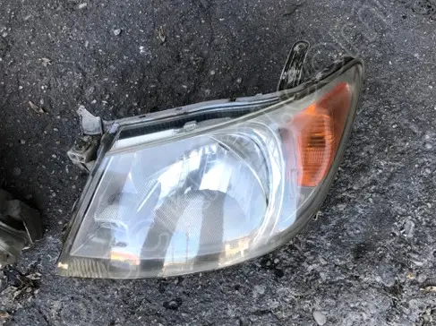 Toyota Hilux Sol Ön Far 2006-2009 çıkma parça