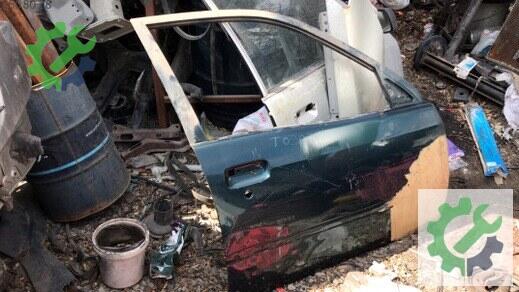 Toyota Starlet Sağ Ön Kapı çıkma parça