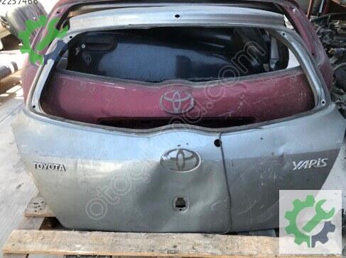 Toyota Yaris Bagaj Kapağı çıkma parça