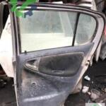 Toyota Yaris Sağ Arka Kapı 2000-2005
