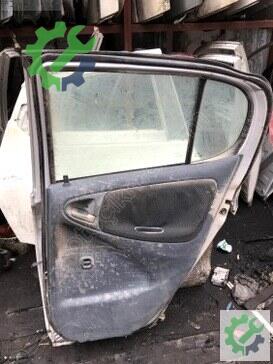 Toyota Yaris Sağ Arka Kapı 2000-2005 çıkma parça