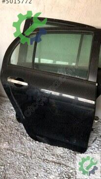 Toyota Yaris Sağ Arka Kapı çıkma parça