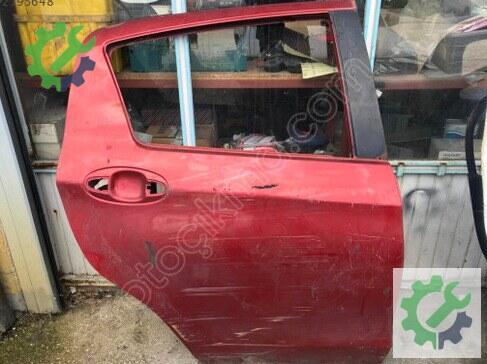 Toyota Yaris Sağ Arka Kapı 2012-2019 çıkma parça
