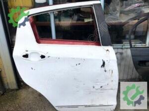 Toyota Yaris Sağ Arka Kapı 2012-2019