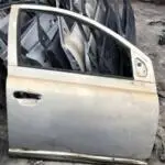 Toyota Yaris Sağ Ön Kapı 2000-2005
