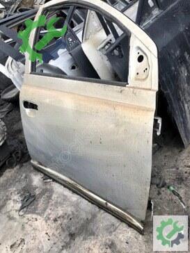 Toyota Yaris Sağ Ön Kapı 2000-2005 çıkma parça
