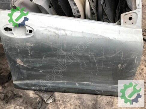 Toyota Yaris Sağ Ön Kapı 2006-2011 çıkma parça