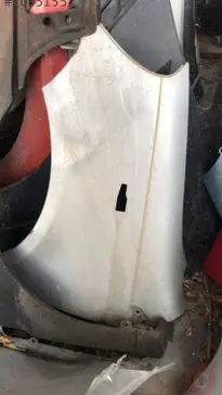 Toyota Yaris Sol Ön Çamurluk 2000-2005 çıkma parça