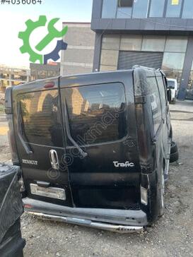 Renault Trafic Bagaj çıkma parça