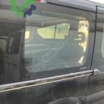 Renault Trafic 2 cam sağ arka