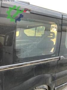 Renault Trafic 2 cam sağ arka