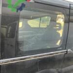Renault Trafic 2 cam sağ arka