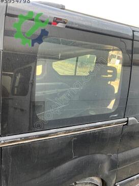 Renault Trafic Ön Cam Izgarası çıkma parça