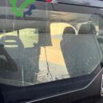 Renault Trafic 2 orta kapı camı