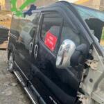 Renault Trafic 2 sağ ön kapı siyah renk