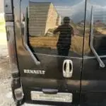 Renault Trafic 2 sol arka kapı