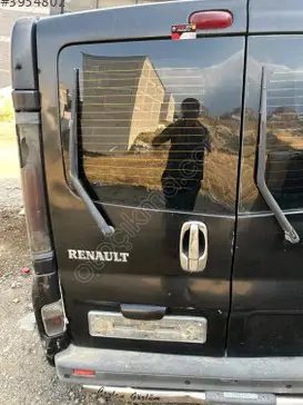 Renault Trafic Sol Arka Kapı çıkma parça