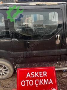 Renault TRAFİC ORTA SÜRGÜLÜ KAPI