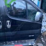 Renault Trafic sağ ön kapı