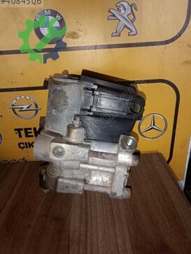 Volkswagen Transporter ABS Beyni (Modül) 0265201037 çıkma parça