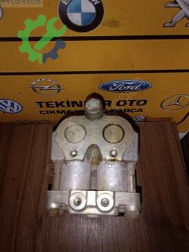 Volkswagen Transporter ABS Beyni (Modül) 0265201037 çıkma parça